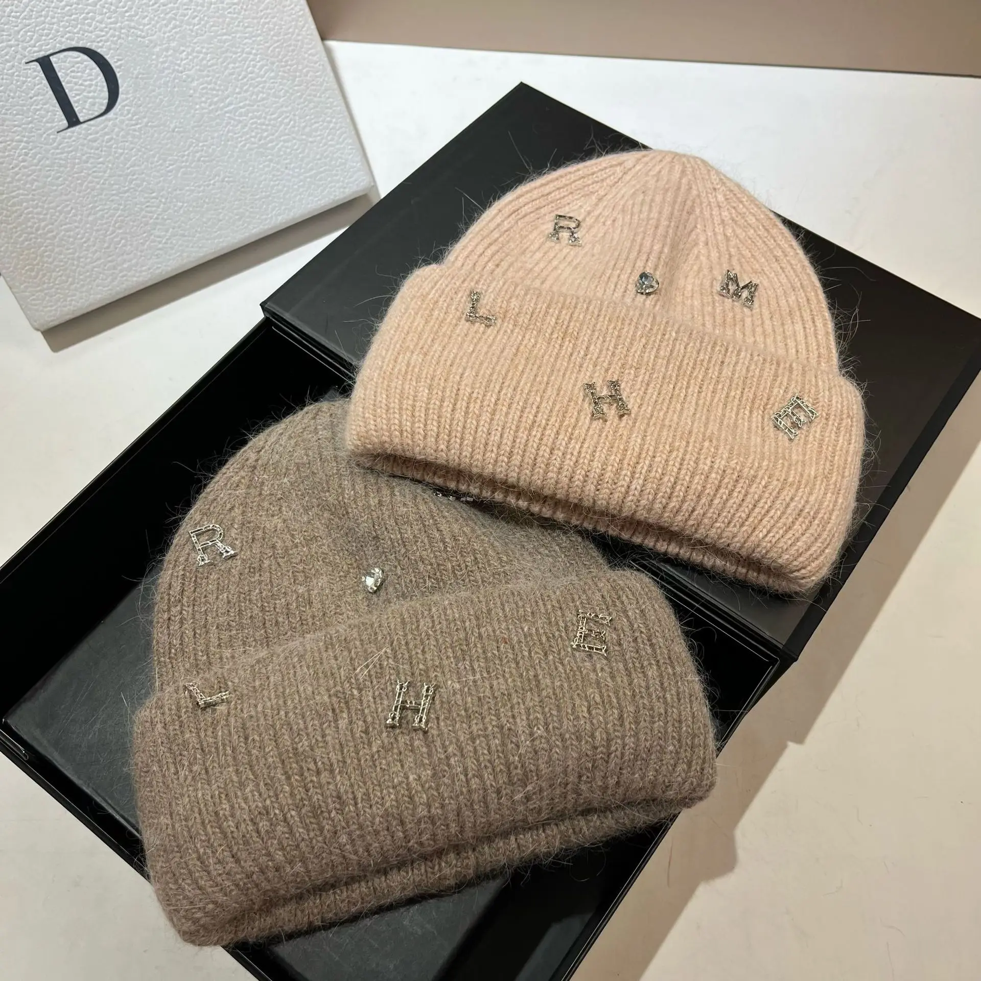 Designer Rhinestones Letter Women's Winter Knitted Hat Real Rabbit Fur Warm Beanie Lady Wool Skullies Beanies Skiing Cap