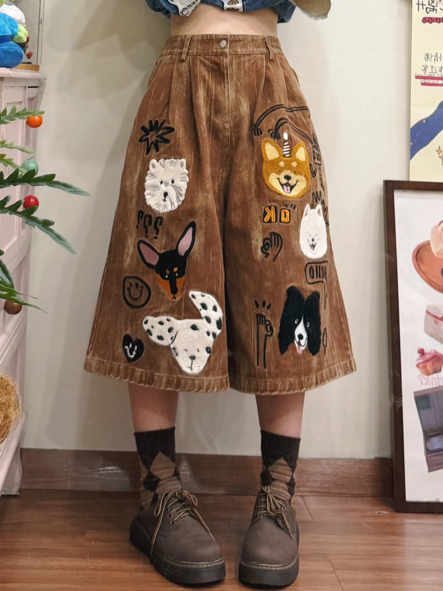 

Мужские повседневные брюки с вышивкой в стиле ретро-мультфильмов, широкие, свободные, коричневые, прямые, укороченные (7/8), милые, в уличном стиле