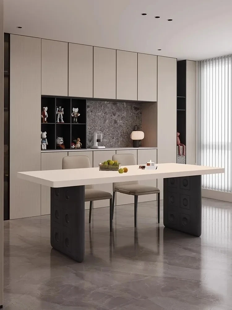 Tavolo da pranzo in lamiera di pietra Stile silenzioso Supporto completo Tavolo sospeso inferiore ispessito Casa rettangolare in legno massello