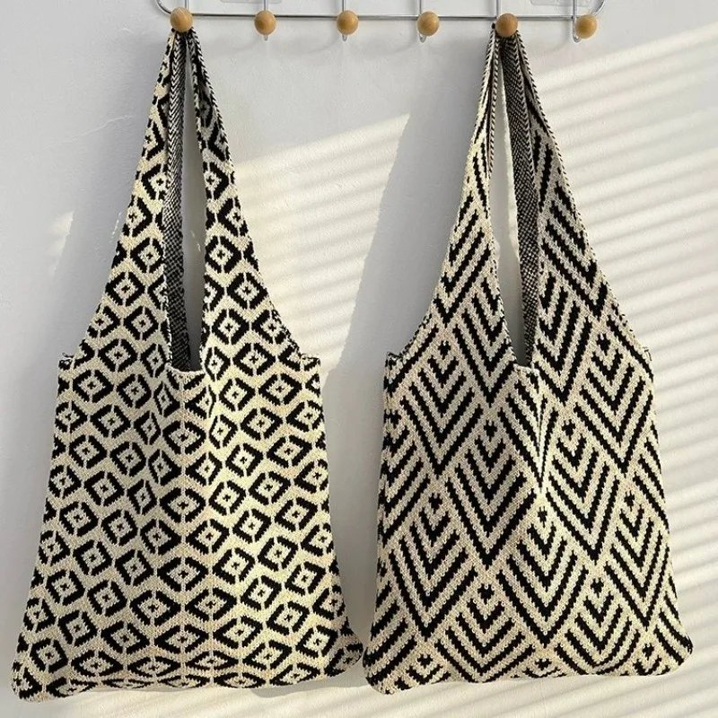 

Boho Striped Knitted Tote Bag - Lightweight Cotton Shoulder Bag for Women Beach Shopping