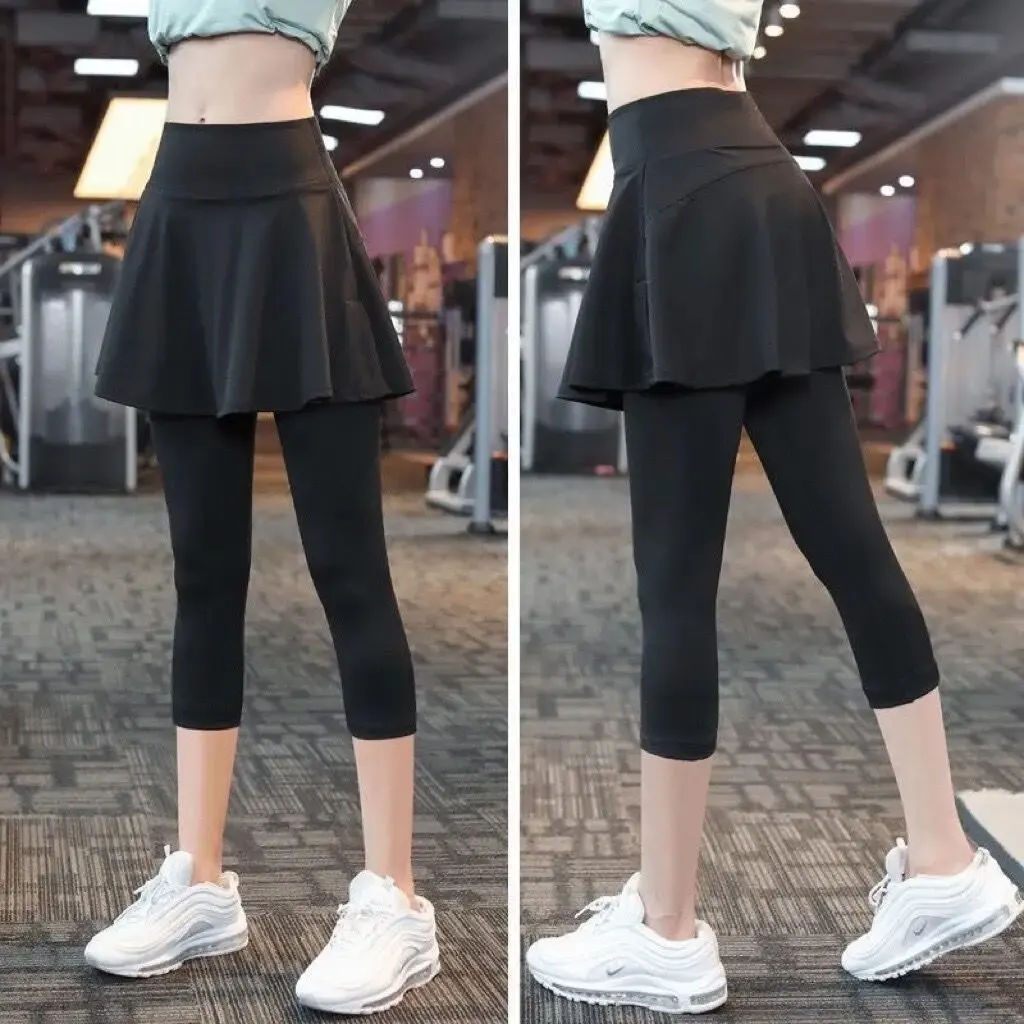 The New Yoga Tennis Skirt Women\'s High Waist Slimming Sports Training Short Skirt Two-layer Anti-empty Half-length Pleated Skirt