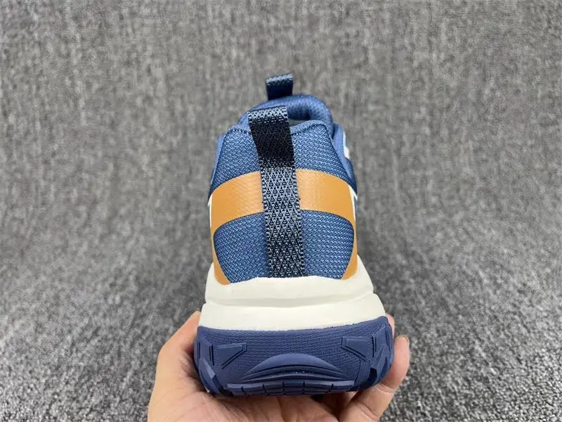 

New summer hot sale lightweight breathable marathon unisex running shoes sports shoes fitness shoes ultralight shoes very good