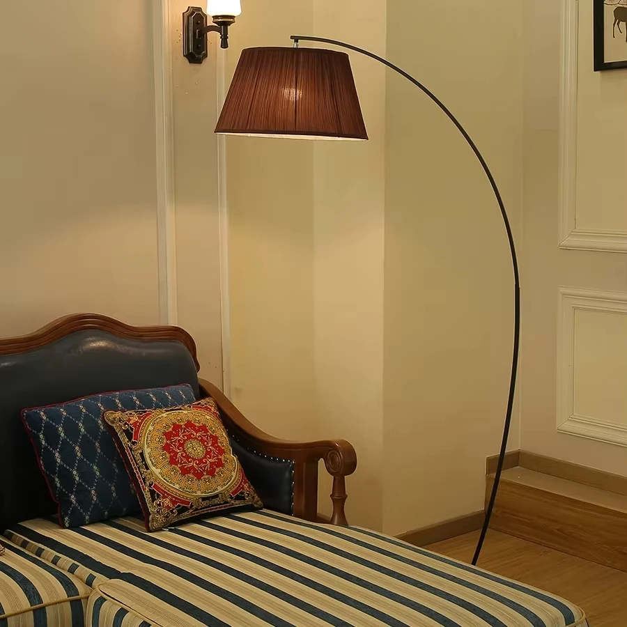 Lámpara de pie para sala de estar, mesa de sofá moderna y sencilla, lámpara vertical para dormitorio, decoración de tela de Metal negro grande, luz LED de noche para el hogar