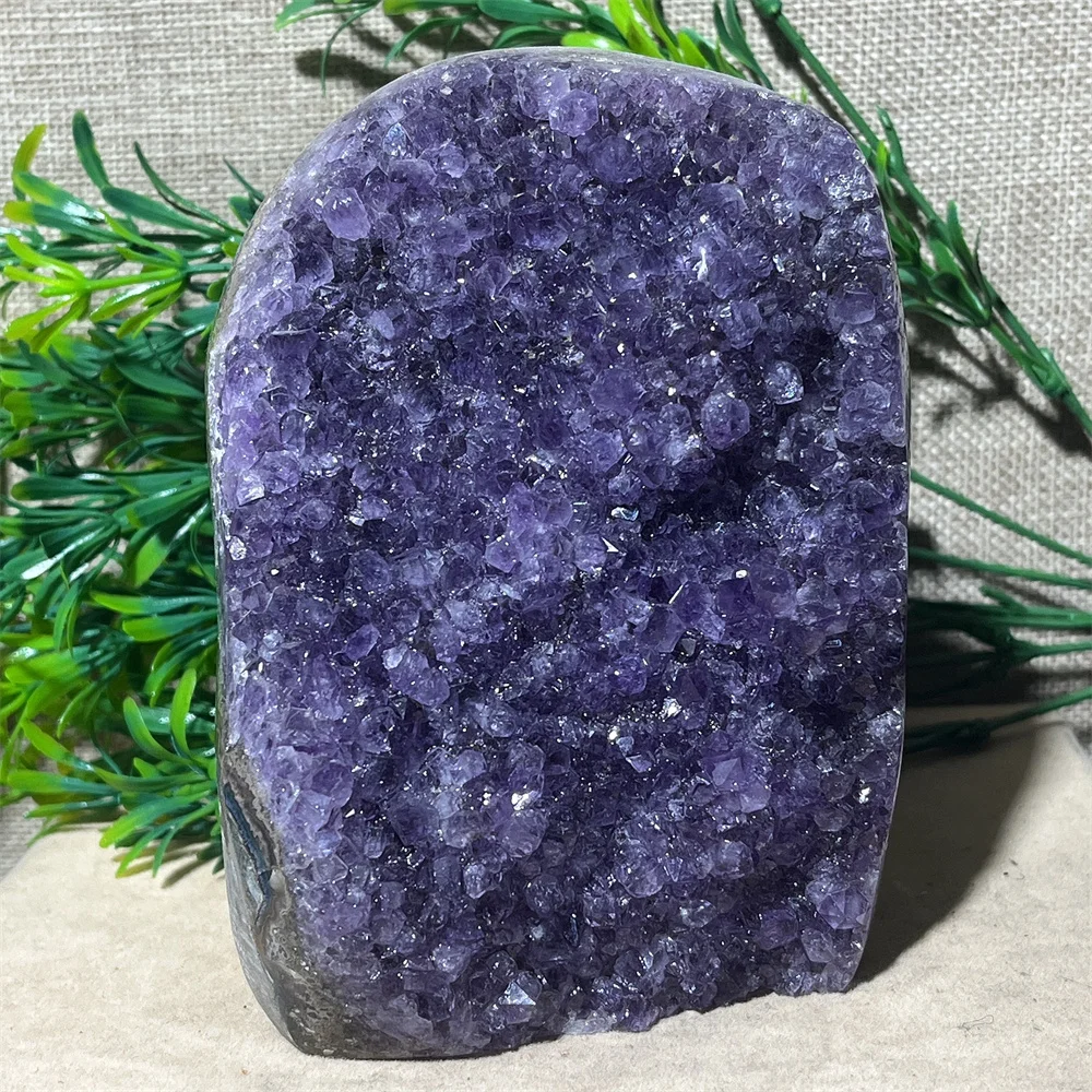 Crystal Natural Amethyst Free Form Stone Specimen Quartz Mineral Beauty Gemstones Minerals Spiritual Ornaments Home Decoration