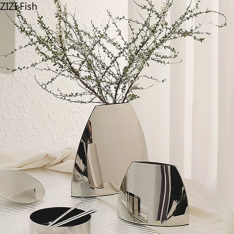 Vaso de metal liso em forma de arco prateado, vasos de flores, decoração de mesa, artesanato floral, vasos florais, decoração estética do quarto
