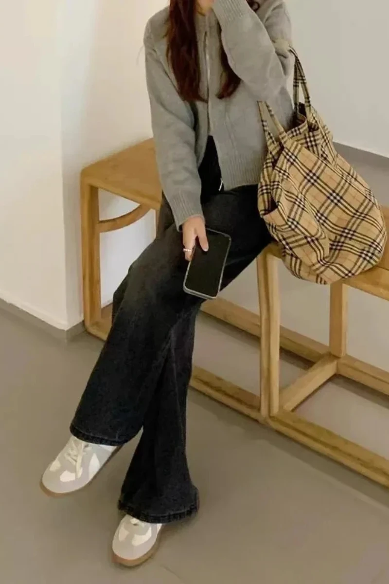 Y2k جينز نسائي جينز أسود مغسول بأرجل واسعة وخصر عالي فضفاض مناسب للشتاء وصل حديثًا بنطلون تنحيف ثنى مستقيم طويل