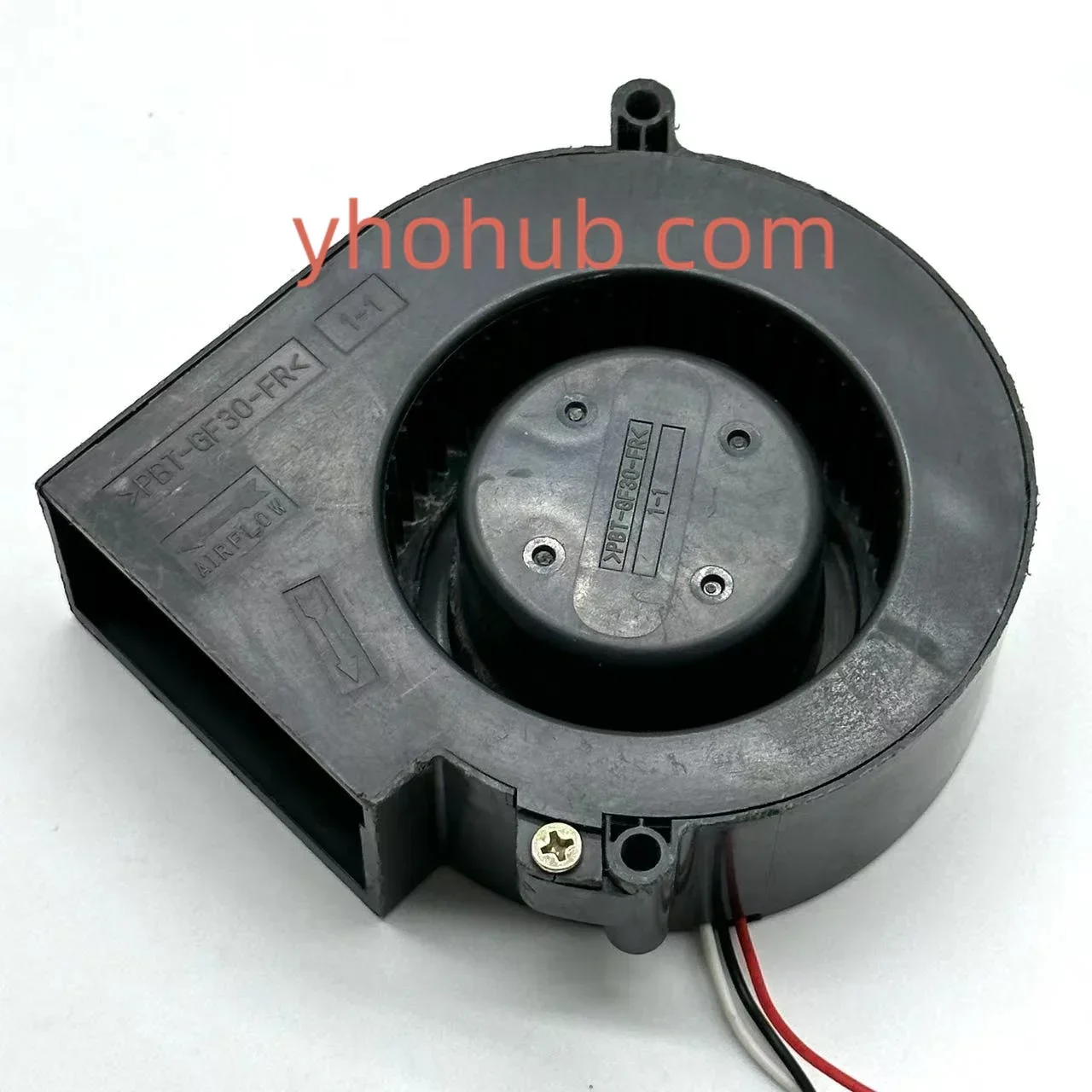 NMB-MAT BG0903-B044-000 DC 12V 1.34A 97x97x33mm 3-Wire Server Cooling Fan