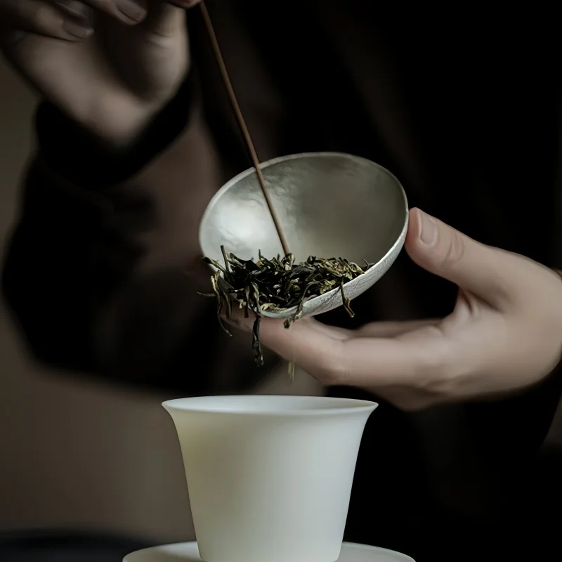 شاي صغير مصنوع يدويًا من القصدير النقي، شاي قديم بنمط المطرقة غير اللامعة، تقدير الشاي، صب الشاي، حفل الشاي، إبرة الشاي، ملعقة شاي