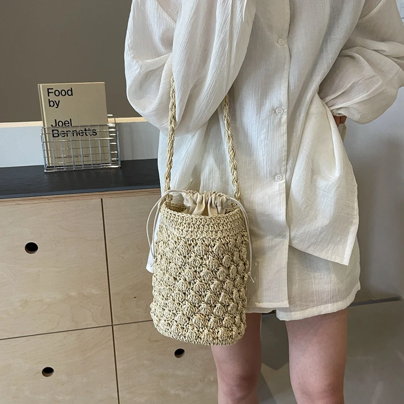 Summer Women Shoulder Bag Retro Drawstring Bucket Bag Totes Bohemian Axillary Package Satchel Fashion Straw Weaving Bag Handbags