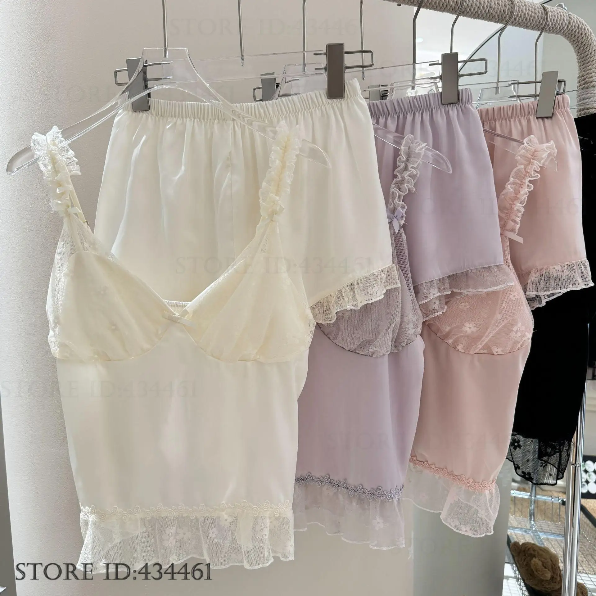 

Patchwork Lace Chemise Pijamas Suit Sexy Cami Shorts Pajamas Set Lingerie Summer New Rayon Home Clothes Loungewear Nightwear