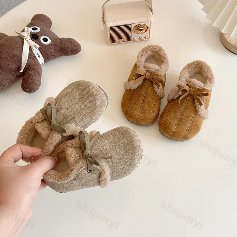 

Children's Retro Bow Design Low Top Casual Cotton Shoes 2025 Winter Girls' Soft Soled Comfortable Fashion Versatile Plush Flats