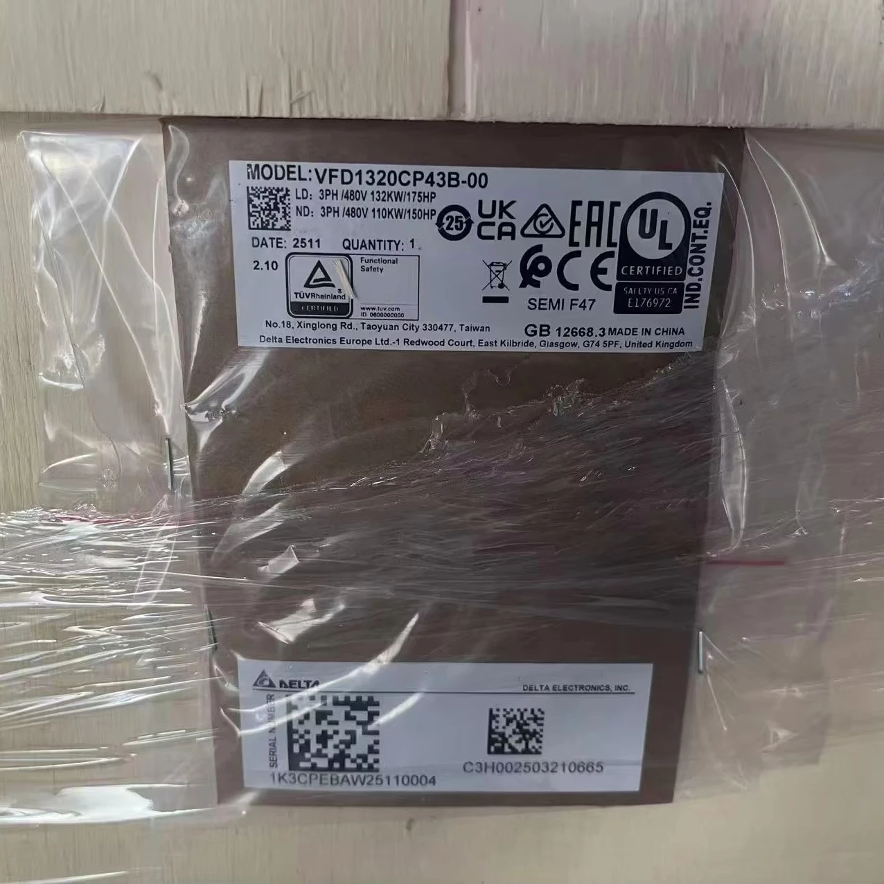 VFD CP2000 Series Frequency Inverter VFD1320CP43B-00 132KW 175HP 460VAC 260A 3Phase
