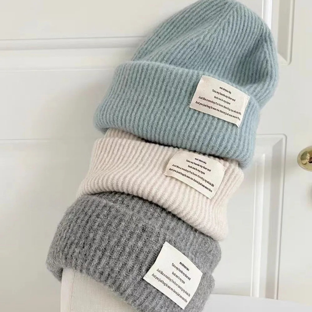 أزياء الشتاء بلون محبوك قبعة سميكة الدافئة لينة قبعة قبعة يندبروف سدادات حماية الأذن الكروشيه بونيه قبعة