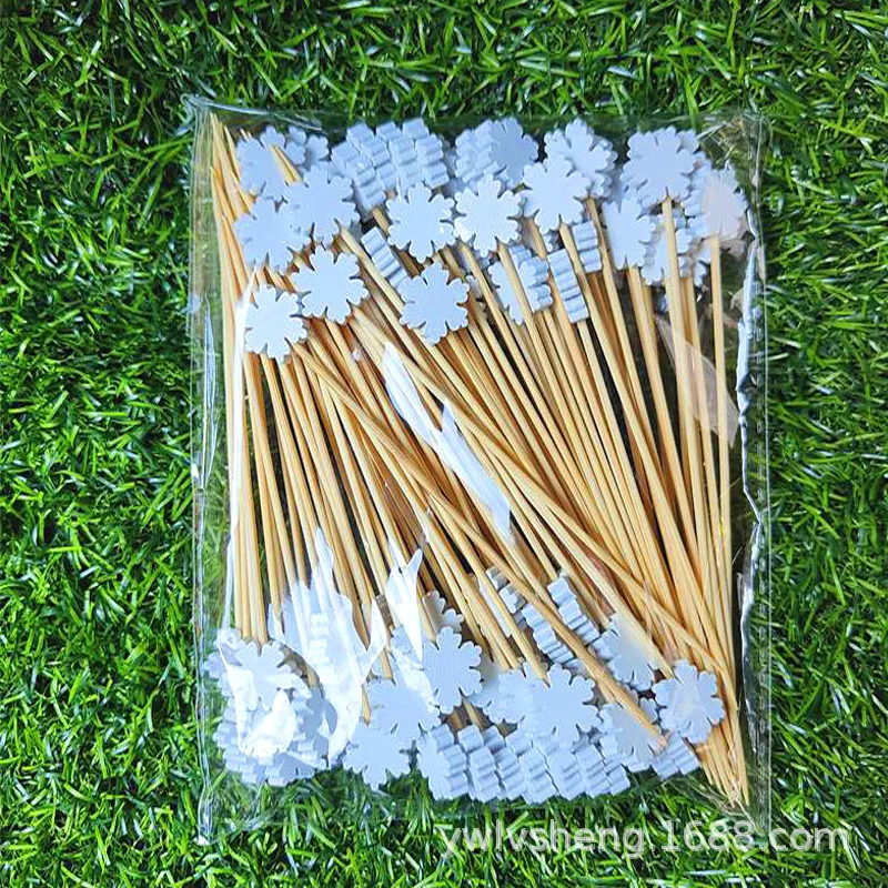 50Pcs/set Christmas Fruit Sticks Disposable Bamboo Sticks Snowflake Christmas Tree Elk Santa Claus Snowman Sticks Xmas Ornaments