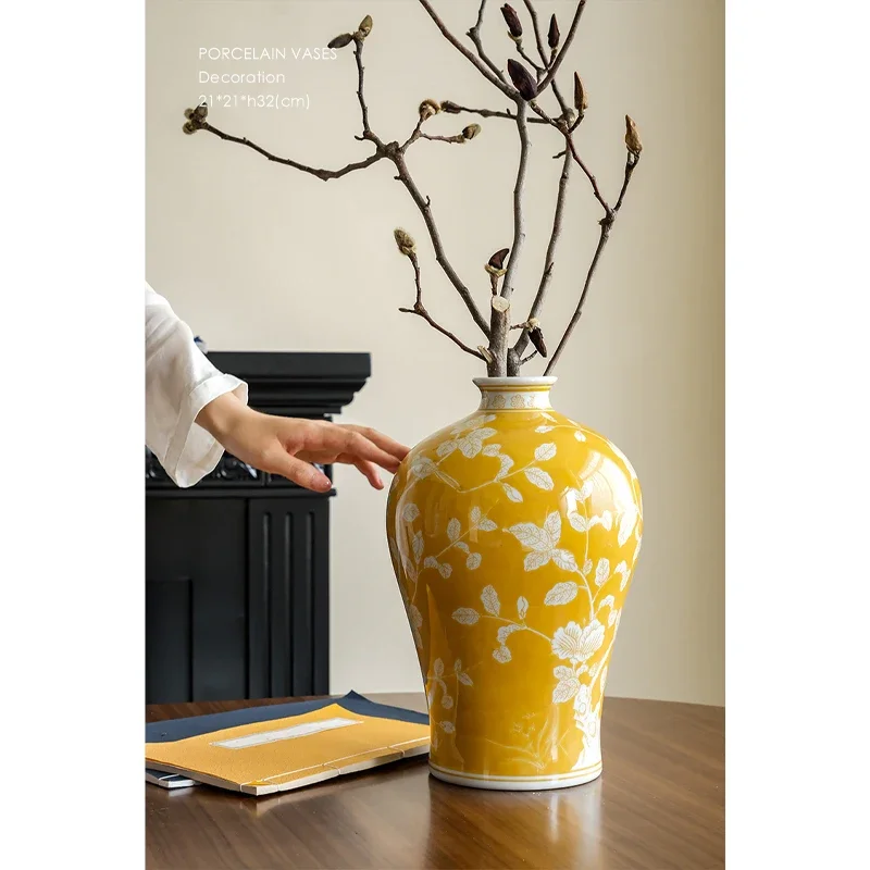 Vase yellow ceramic plant flower underglaze high-end retro desktop suitable for new Chinese ornament in the entrance living room