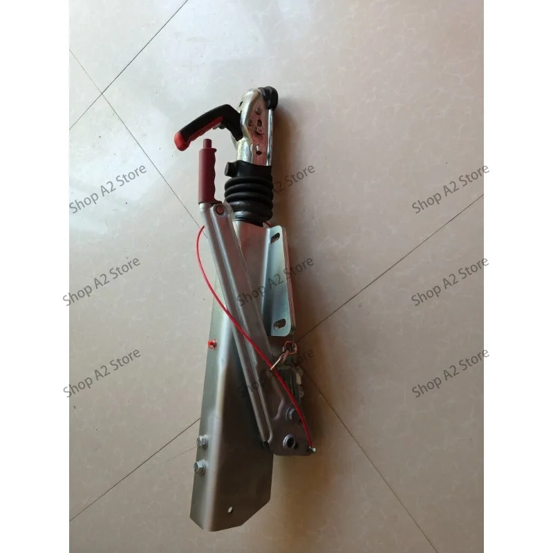 Trailer mechanical brake connector inertial device crash brake