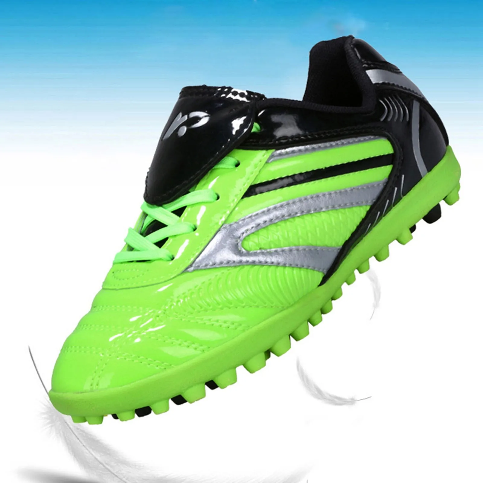 Kids Boys Football Soccer Boots Athletic Soccer Shoes Leather Big Size High Top Soccer Cleats Training Children Football Sneaker