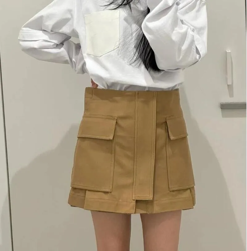 2024 Spring/Summer New Pocket Patchwork Women's Shorts Featuring Slimming Waist and Stylish Pleated Skirt Design womens shorts