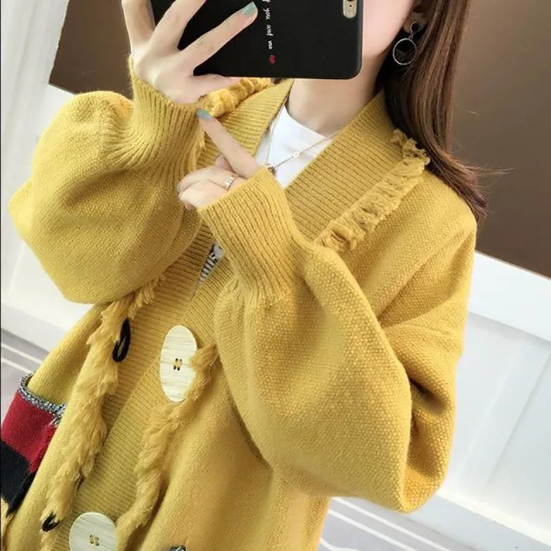 Fashion V-Neck Button Pockets Tassel Cardigan Sweater Female Clothing 2023 Winter New Oversized Loose All-match Commute Tops