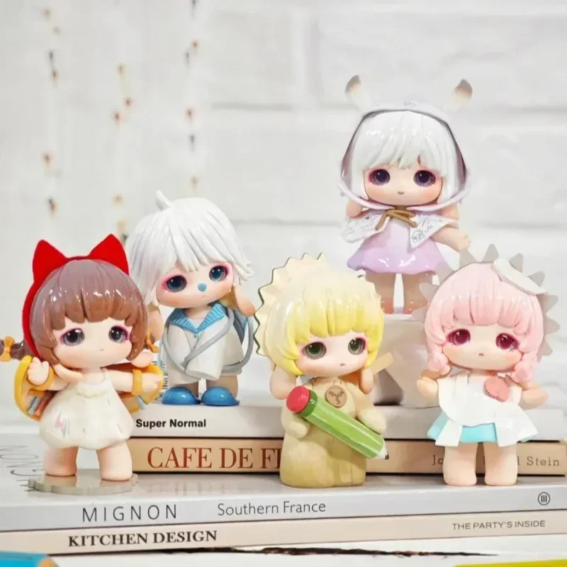 

В наличии: Набор канцелярских товаров Rabeea Dream Series, коробка-сюрприз, милый настольный декор, фигурка, кукла, таинственная коробка, подарок на день рождения