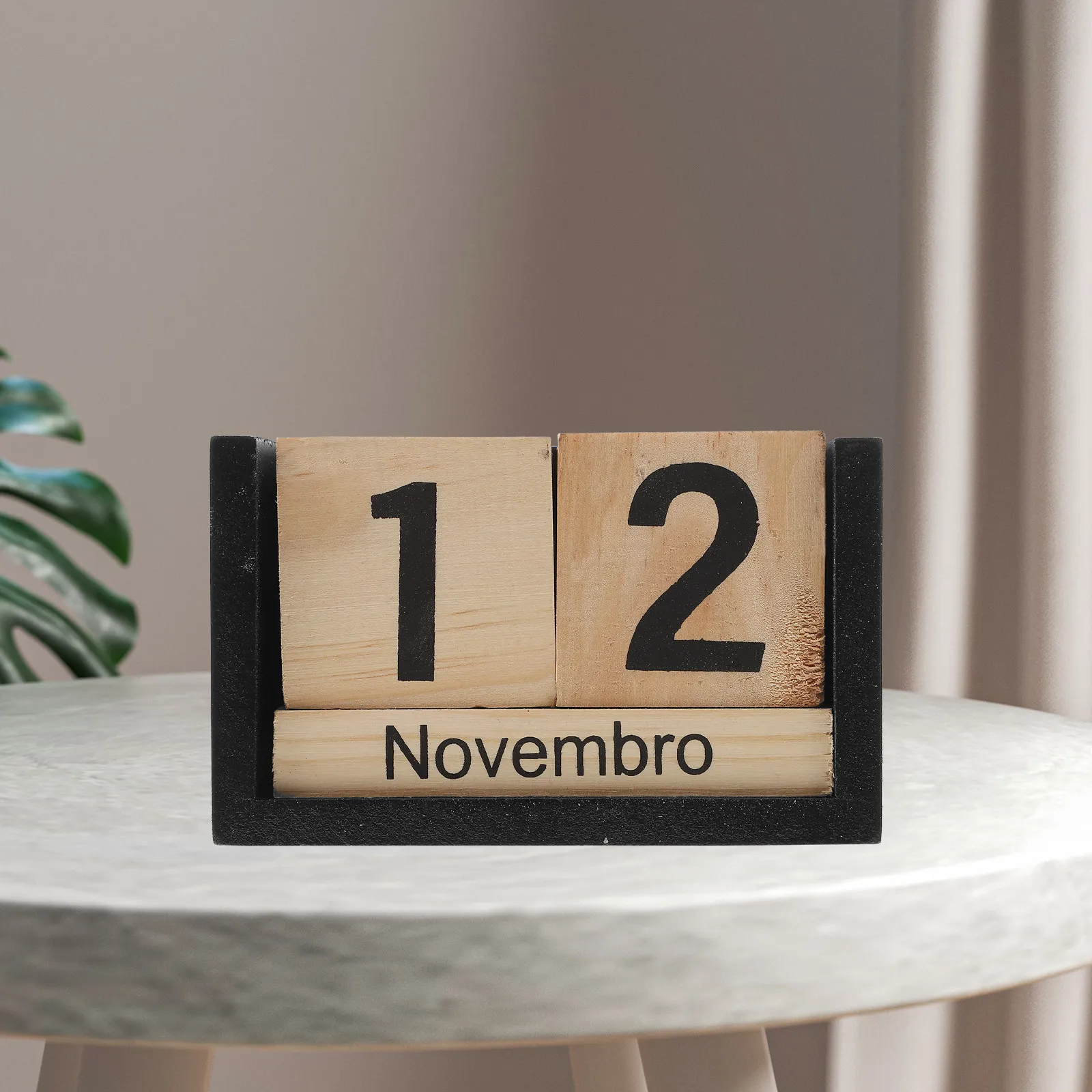 

Creative Wooden Block Perpetual Desk Calendar Reusable Date Display for Office School Home Decor Stylish Tabletop Calendar
