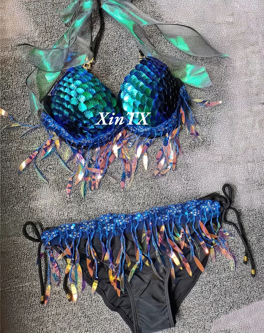 Adult Woman Shiny Sequin Shell Sexy Bikini Bar Performance Electric Syllable Bra Lace Fish Scale Swimsuit Model Photo Taken