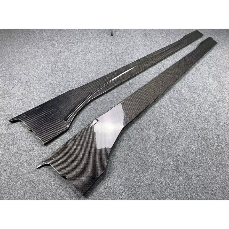 The I8 Carbon Fiber Car Side Skirt for BMW I8 Side Skirts Consists of A 4-piece Side Skirt Kit