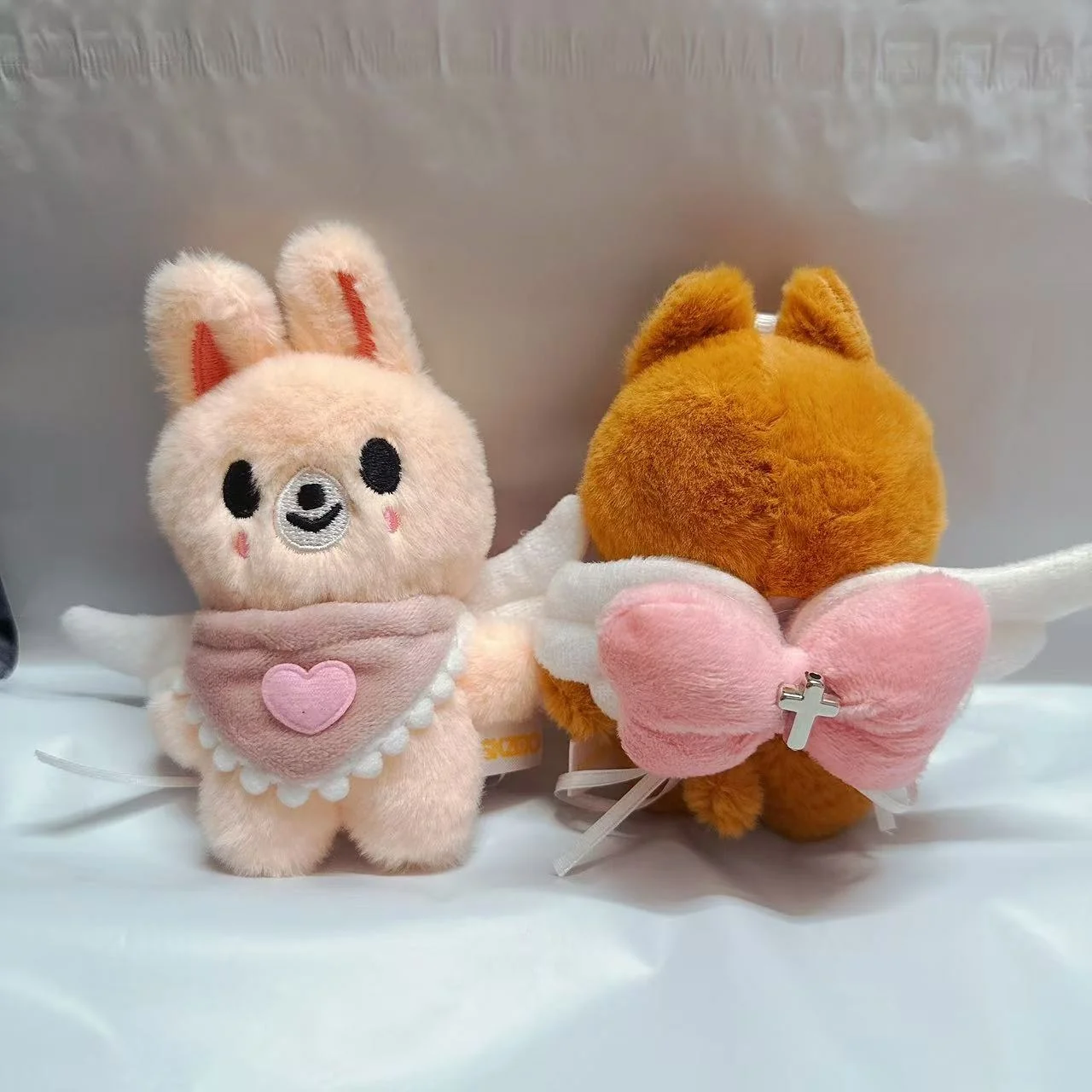 

SKZ Kpop New Arrival SKZOO Stray Kids Plush Backpack Charm Heart Apron Wing Design Lee Know Hyunjin Felix Mini Doll Keyring
