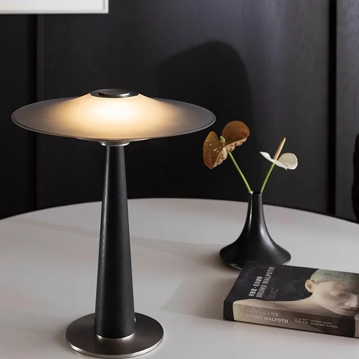 

Modern Simple Creative Personalized Flying Saucer Table Lamp Living Room Bedroom Glass Ambiance Decorative Table Lamps