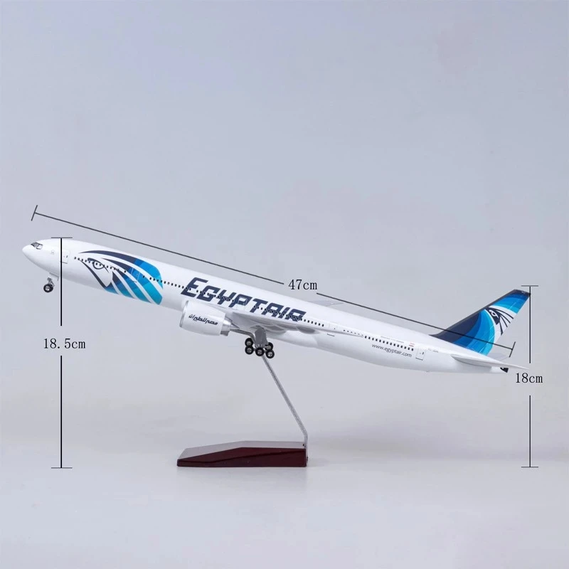 Imagem -06 - Escala 777 B777 Aeronaves Egito Air Airlines Modelo w Luz e Roda Trem de Pouso Diecast Plástico Resina Avião 47cm 157