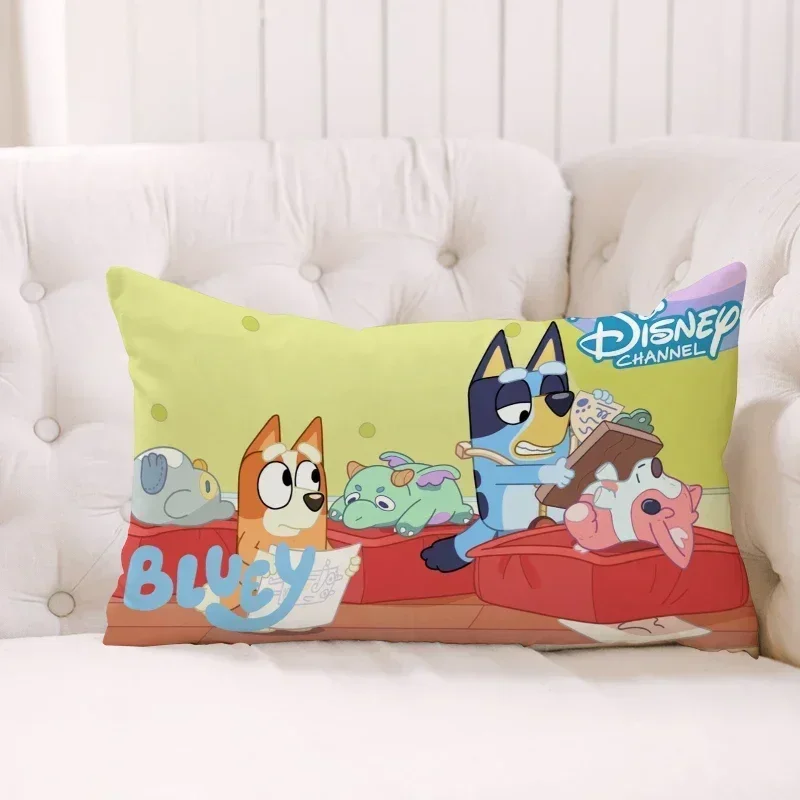 Funda de almohada Bluey, funda de cojín familiar de Bingoes, figura de perro azul de Anime, funda de almohada de lana, sofá, decoración de