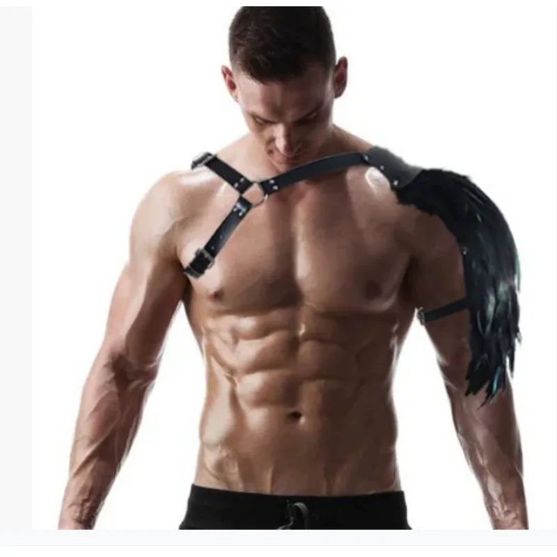 1PCS Gothic Stil Feder Cape Für Männer Schulter Rüstung-Förmigen Party Leistung Zubehör