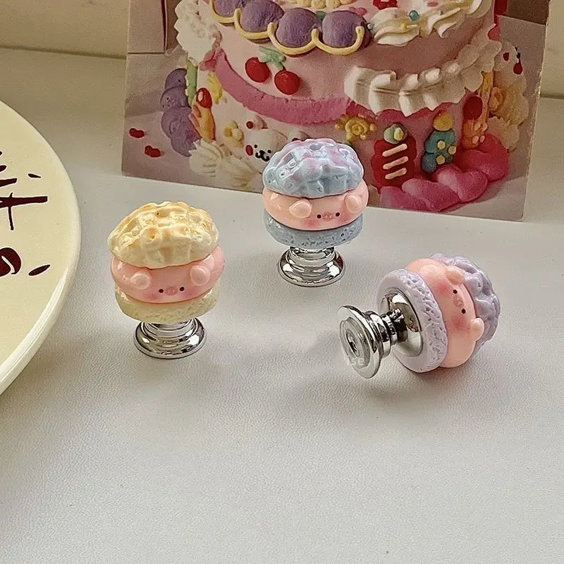 Piggy Toilet Press Nail Clipper Long Dedicated Nail Button Universal Cute Toilet Flushing Auxiliary Water Tank Switch