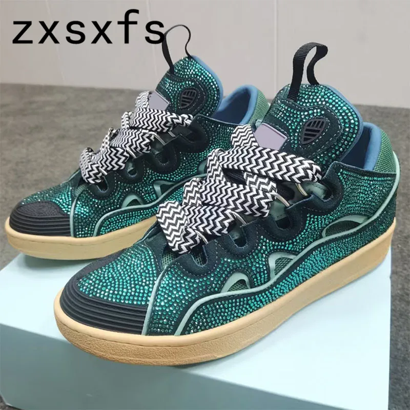 

Brand Designer Leather Graffiti Crystal Platform Flats Shoes Lace Up Round Toe Sneskers Casual Patchwork Outside Walking Shoes