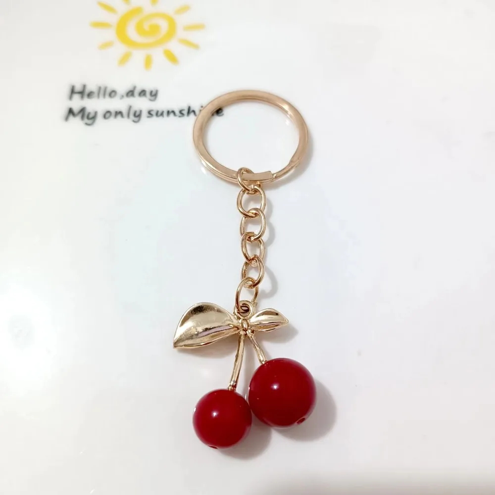 

Cute Durable Cherry Keychain Lobster Clasp Decorative Keyring Heart-Shaped Bag Charm DIY Bag Accessory