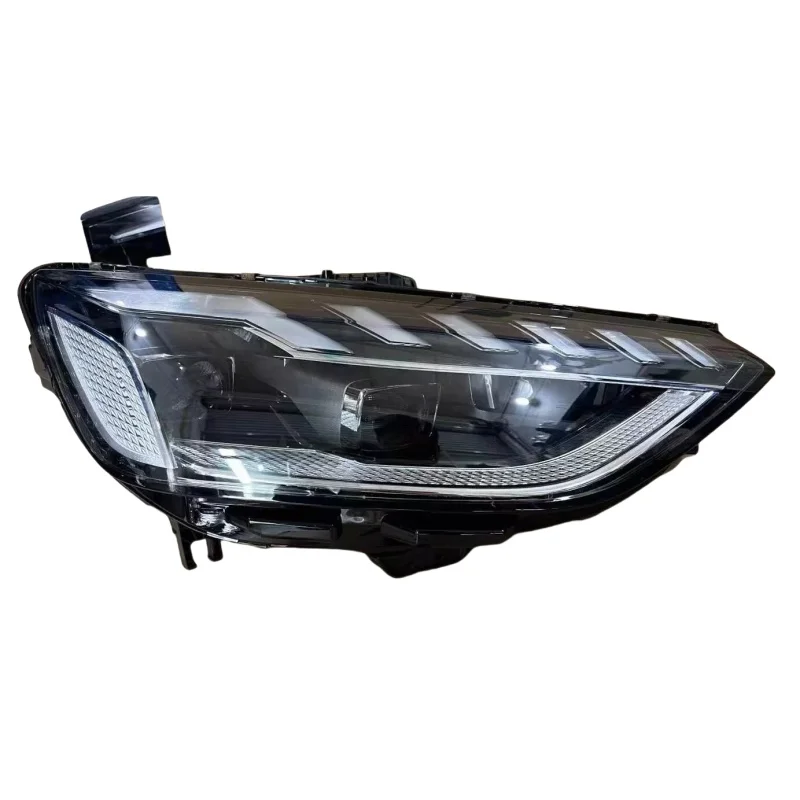 Applicable Audi A4L S4 A4 Matrix left and right 2 headlights EU version 8W0941036H 035H