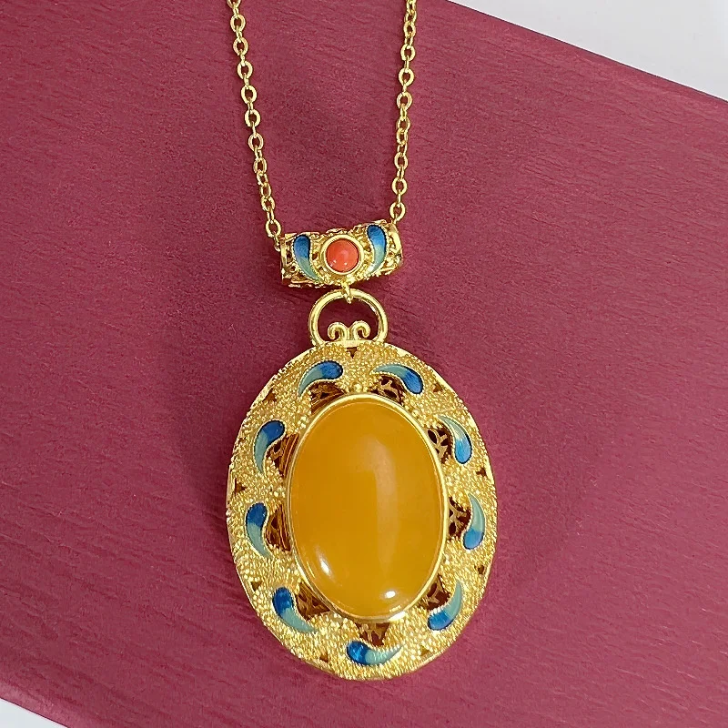 Amber Beeswax Oval Egg Pendant Necklace Female Engagement Accessories Tide 925 Sterling Silver Clavicle Necklace Women Jewelry