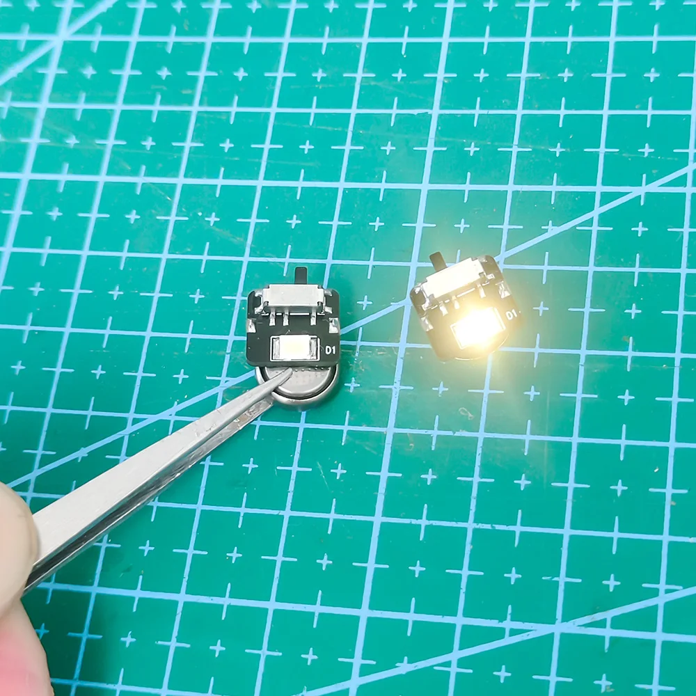 1pc DIY make podwójna dioda LED make przełącznik lampy sterowanie zabawkami 1.1*1.1cm nie ma potrzeby magnes wielobarwny wybór bez baterii