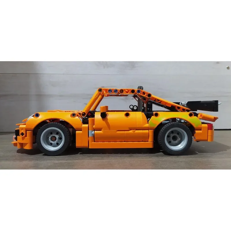 

MOC-219548 Новая городская классическая модель суперкара, 714 деталей, игрушечный подарок для мальчиков и детей на день рождения и Рождество