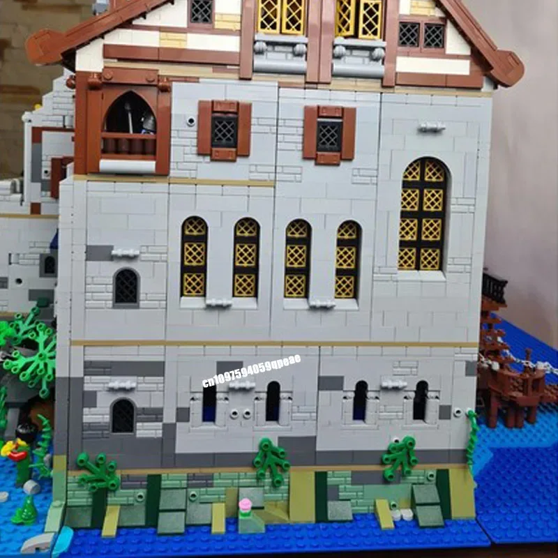 Novo 10648 pçs moc europeu medieval vista de rua preto castelo real modelo diy ideias criativas crianças brinquedo presentes aniversário quebra-cabeça personalizado