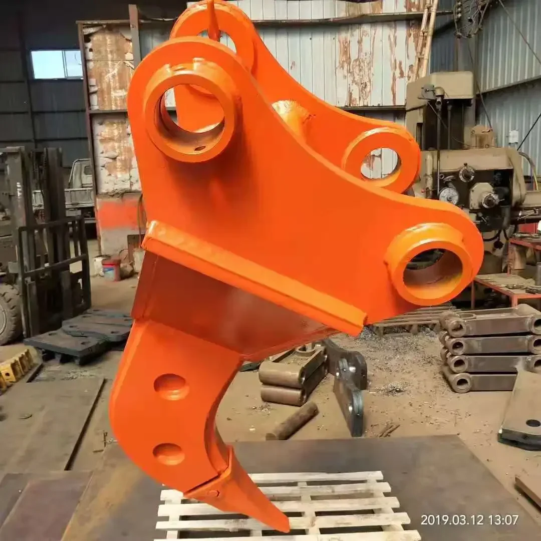 المصنع الصيني حفارة ثقيلة جذر الأرض إزالة آلات الغابات الممزق تخصيص الكسارات الممزق