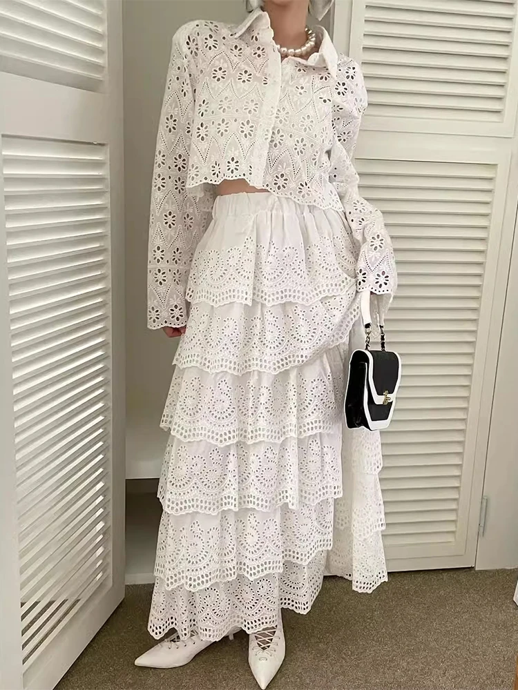 

Korean style spring new retro heavy industry hollow hook flower lace shirt+high waisted cake skirt unique temperament set