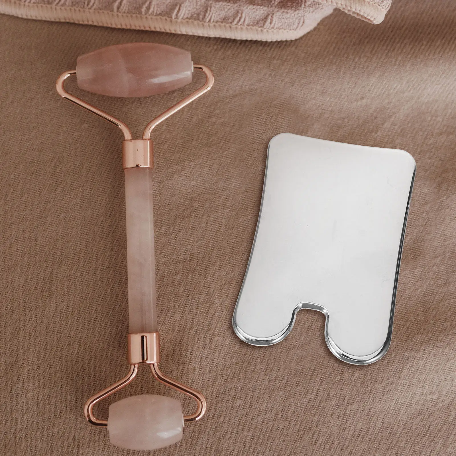 

Stainless Steel Face Scraping Board Gua Sha Tool Face Massager Facial Muscle Relaxer Skin Rejuvenation Tool Gua Sha