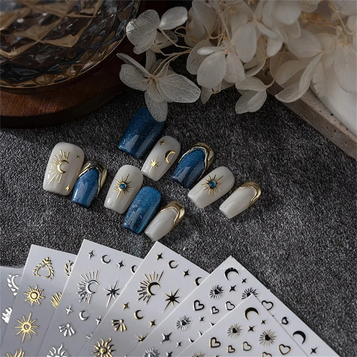 Random 5pcs Gold Silver Nail Art Decal Stickers Mixed Shapes Design Self-adhesive Sticker Acrylic Manicure Decorations Accessory