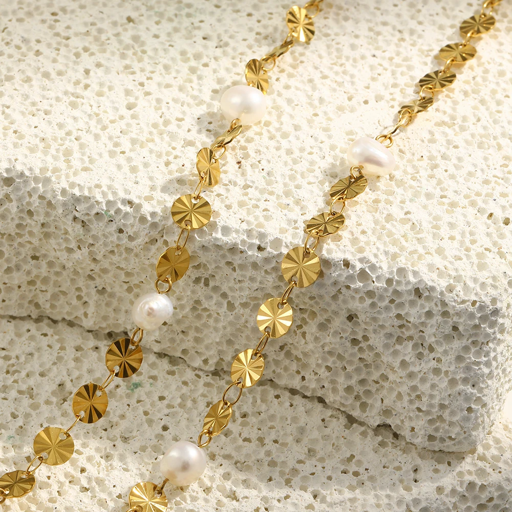 E.B.belle Elegant Girl\'s Cute Lovey Freshwater Pearl Flower Sequins Chain Choker Necklace Gold Plated Stainless Steel Jewelry