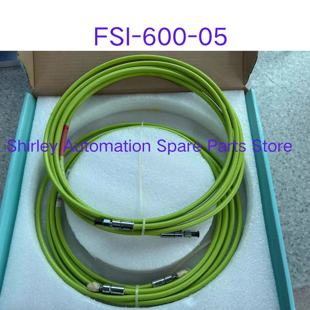 

Совершенно новое лазерное энергетическое волокно FSI-600-05, 5 м.