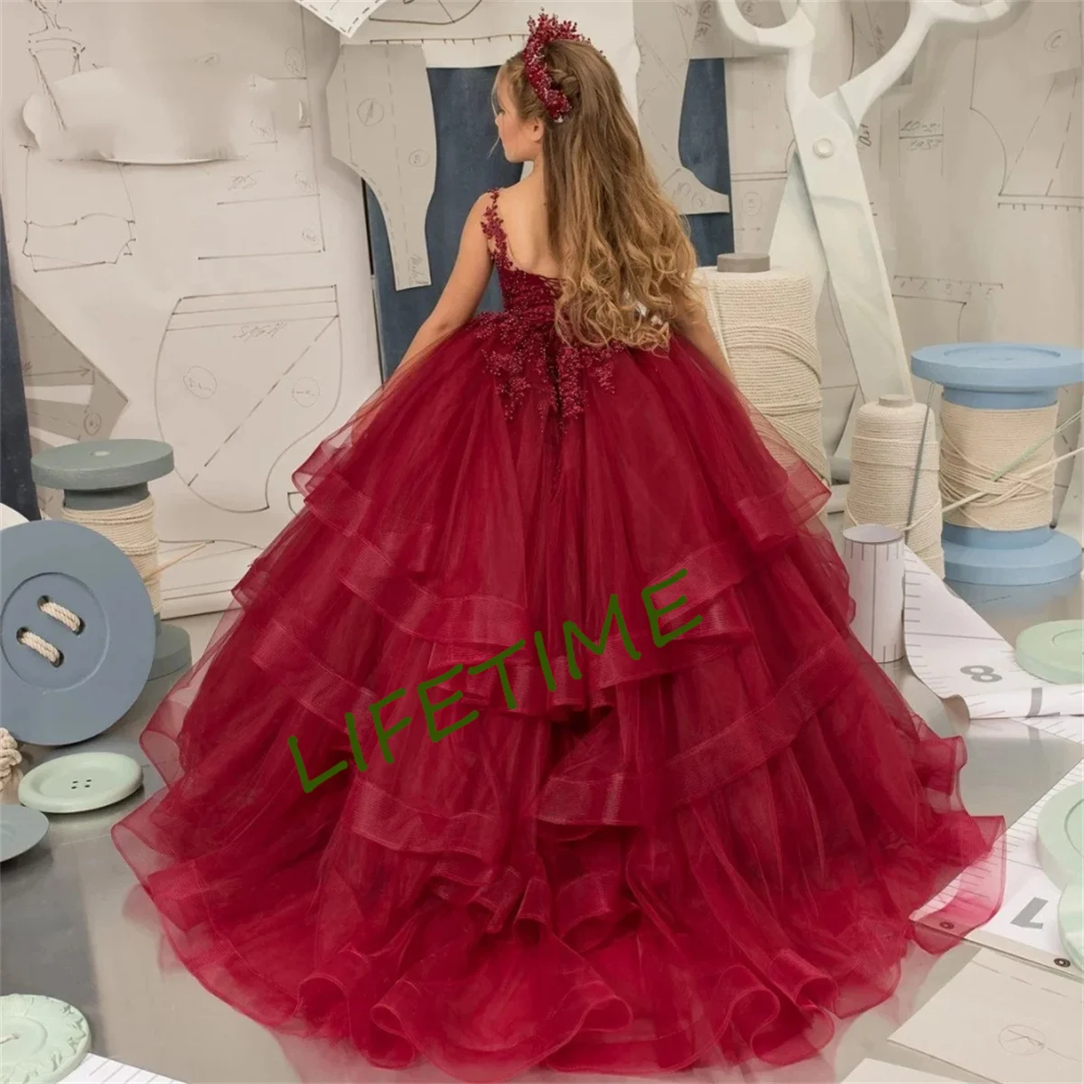 Red Aplique Tulle Puffy Flower Girl Dress Sleeveless Tiered Sequins Lace For Wedding Formal Holy Communion Gown Birthday Dresses