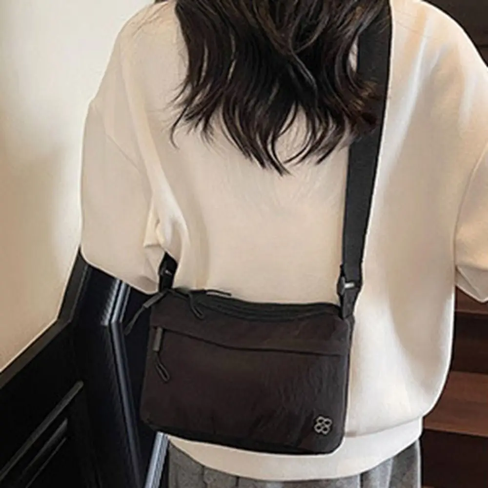 

Harajuku Sports Nylon Shoulder Bag Solid Color Casual Casual Crossbody Bag Coin Pouch Korean Style Mobile Phone Pack Male