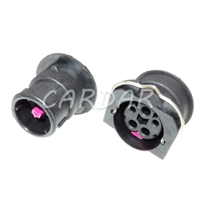 

1 Set 5 Pin Auto Headlight Assembly Wire Sockets AC Assembly Light Conenctor Waterproof Automotive Plugs For VW J6