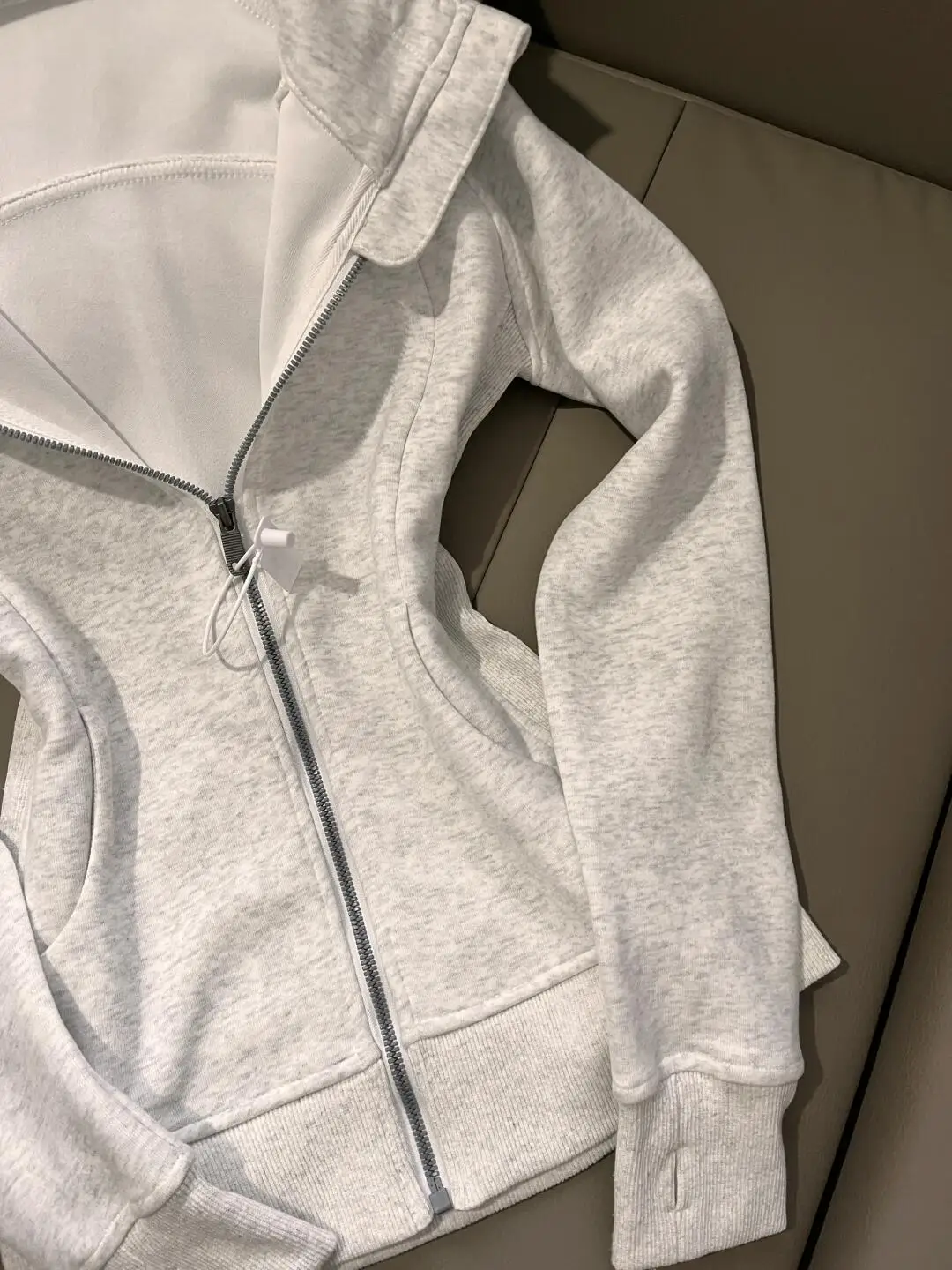 Thumbnail 4 - #2 Cheap Womens Casual Zip Jackets Worth Buying